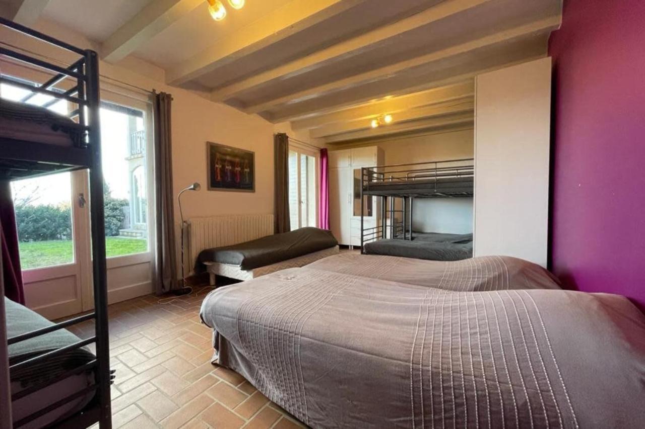 Family Villa At 1H15 From Lyon Precieux Extérieur photo