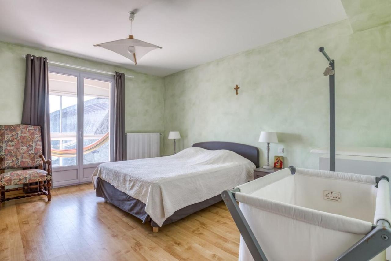 Family Villa At 1H15 From Lyon Precieux Extérieur photo