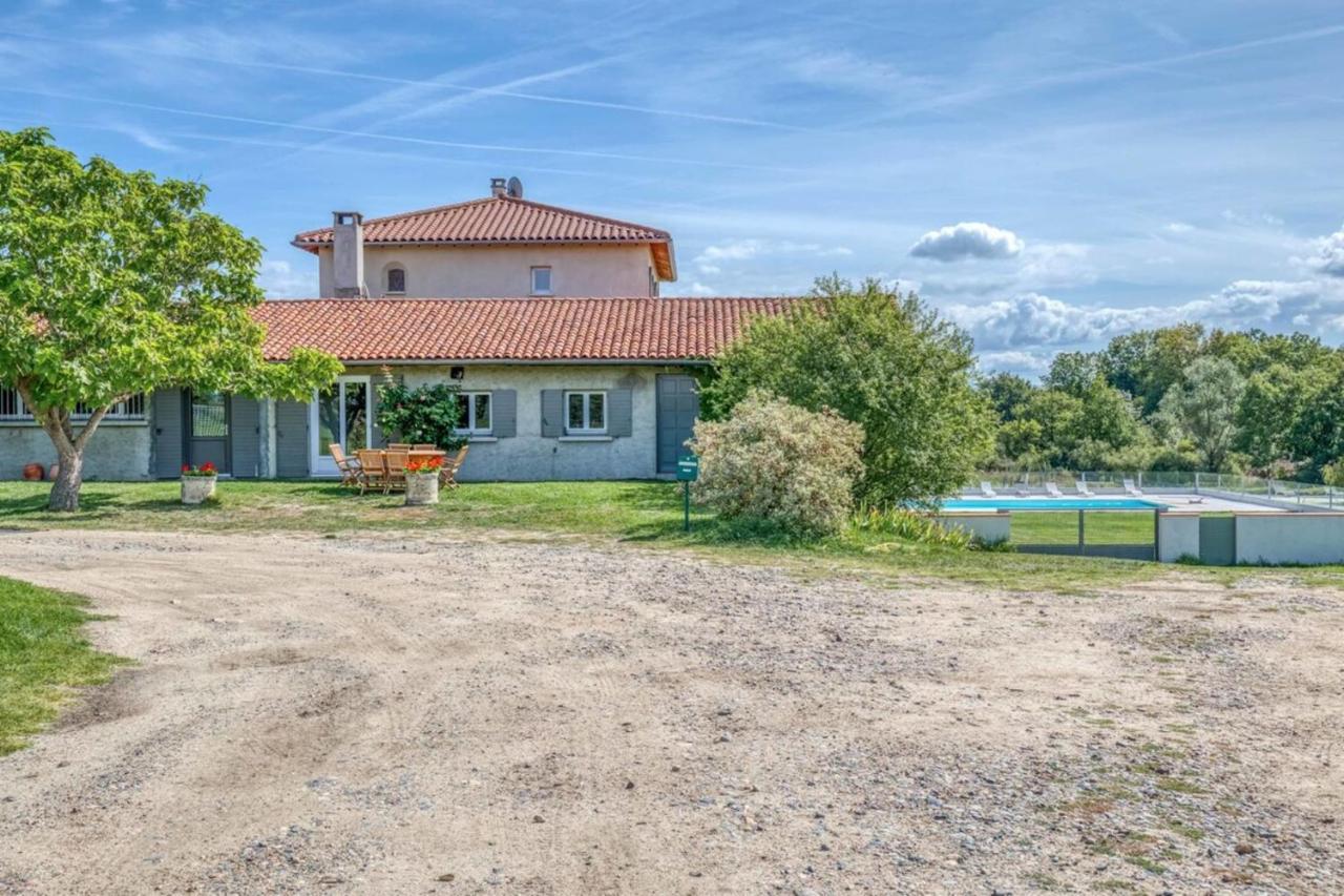 Family Villa At 1H15 From Lyon Precieux Extérieur photo
